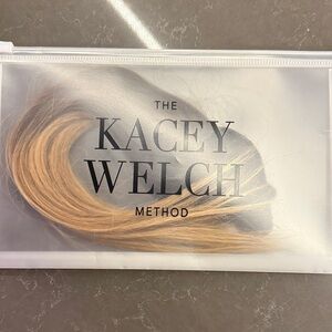 Blonde ombré weft and Hair Accessory Pouch